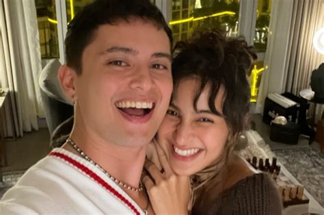 James Reid welcomes 2024 in ‘new home’ with Issa .